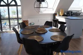 Fehmarn Ostseeferien FW3 Ferienwohnung "Toplicht" 104 1 - Image 3