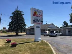 Mayflower Motel - Image 2