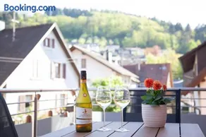 Auszeit im Weindorf - Image 1