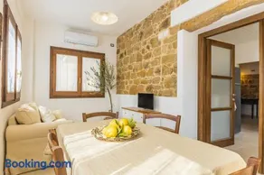 Casa Amelia sul Mare - Image 1