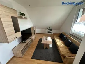2,5 Raum Ferienwohnung möbliert Dachgeschoss Niederorschel - Image 3