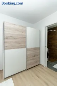 La casa de papel Apartment - Image 3