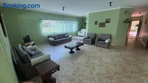 Casa a 50 metros da Praia da Riviera no Jardim São Lourenço - Casa com Wi-Fi - Image 4