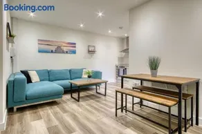 The Studio Castle Lane - Image 4