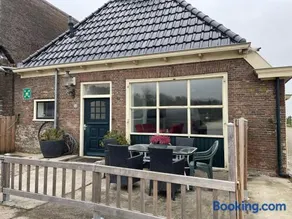 Fijne woning op hippische accommodatie aan de rand van Dokkum - Image 1