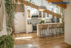 Light filled zen 3BR Penthouse - 7 min to Westport - Image 5