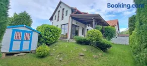 Blue Home - Image 4