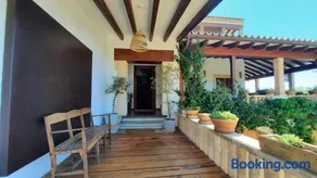 Charming villa by the sea - Image 1