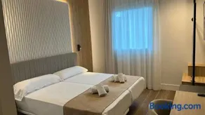 Hotel MLC San Sebastian - Image 4