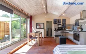 Amazing Apartment In Avignon With Wifi - Image 3