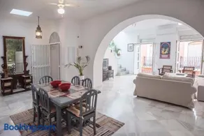 La Casa de Lucía - Image 1