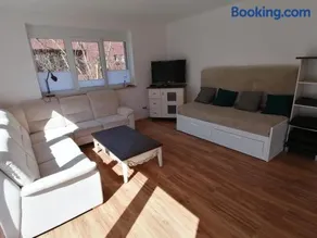 85 qm Wohnung Pauluste mit Terasse und Garten - Image 3