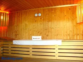 Two rooms appartment in residence with pool - Image 5