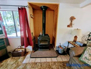 Meadow View Cabin in Wilsonia - Image 2