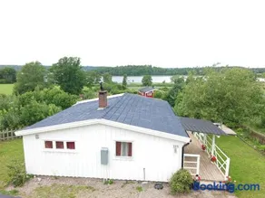 Anten Lake House - Image 1