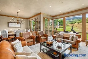 Owl Creek 04, Ski-in, ski-out luxury townhome with private hot tub in Snowmass Village - Image 1