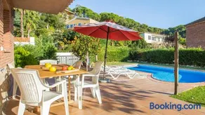 2Llev 2 - Lloret de Mar - Image 1
