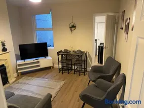 Birks Terrace - Image 2