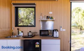 Auburn Vale Cottage by Tiny Away - Image 5