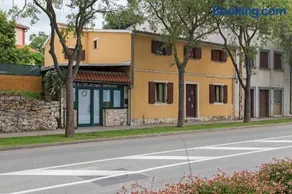 Anni Apartments - Image 1
