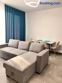 Talea Luxe Apartment - Image 2