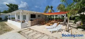 NEW Stunning Oceanfront Home with beautiful sunsets - Image 2