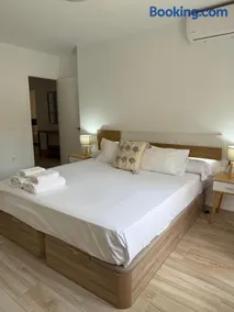 Apartamentos Azonaicas Centro Tendillas - Image 1
