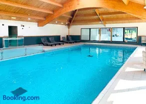 Warren Lodges - Image 3