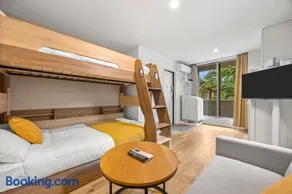 Nishi-Shinjuku Apartment - Image 2