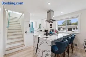 Pet Friendly, Gated Backyard, Game room, Hot Tub - Image 2