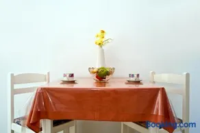 Galatas studio 3, ideal for solo travellers, 750m from the beach - Image 4