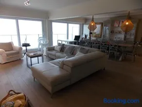 Residentie Westend with frontal Sea View - Image 4