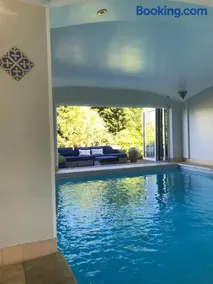 Rural farm stay with stunning indoor pool - Image 1