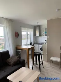 Niine Apartment - Image 3