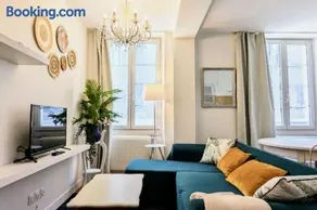 Cosy Queen - T4 - Hyper centre & parking - Image 3