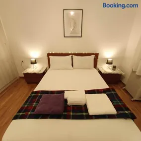 Your Cozy Corner in Central Kypseli - Image 2