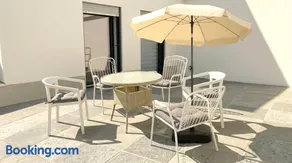 Bamberg Terrace Loft - Central & Quiet - 4 Min Walk to Station - Free Parking - Image 1