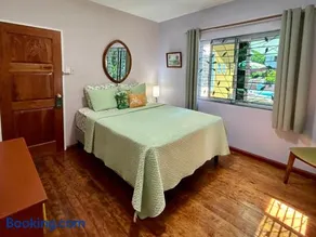 The Blue Orchid B&B - Image 5
