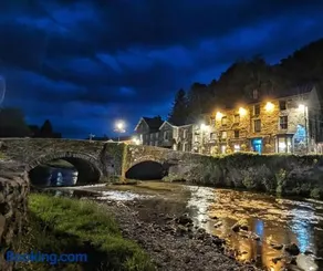 Prince Llewelyn Hotel - Image 4