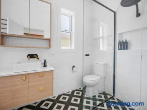 Stewart Retreat - Near CBD, Large Alfresco Area - Image 3