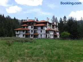RELAX aпартаменти, Смолянски езера, вила ВЕНЕРА, к-с Маунтин Лейк - Image 2