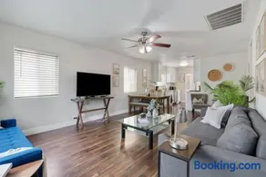 Travel Haven - Great Location - Quiet Area - Image 2