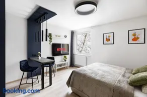 Smarty Choice Living with Netflix - Kubanske namesti - Image 3