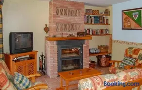 6 Bedroom Stunning Home In Cofrentes - Image 3