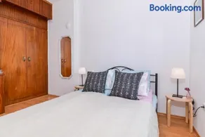 Shik & Chic One Bedroom Central Apartment Graf Ignatiev x Shishman Corner by Flat Mаnager - Image 3