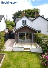 Quiet Devon Luxury Escape 3-Bed - Image 1