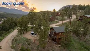 Walk to Town, Sauna, Hot Tub, Game Room, Views - Image 4