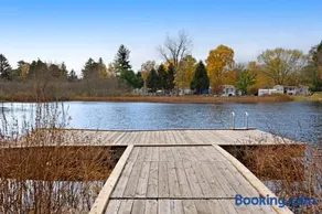 Kingfisher Cove Cabin 19 - Image 4