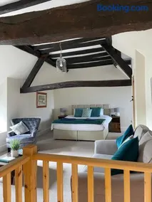 The Groom's Cottage - Image 4