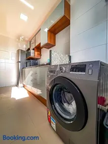Apartamento Piscina Sauna Ótima Localização Conforto Total Locação de Temporada - Image 4